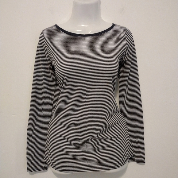 Old Navy - Striped Long Sleeves Tee - Picture 12 of 12